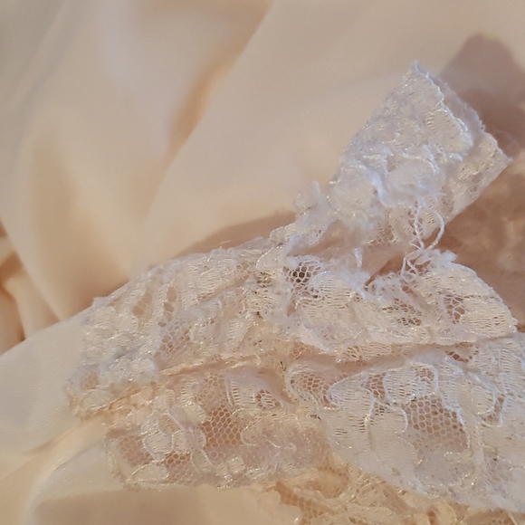 Vintage Michelene Peignoir Robe - Picture 15 of 16